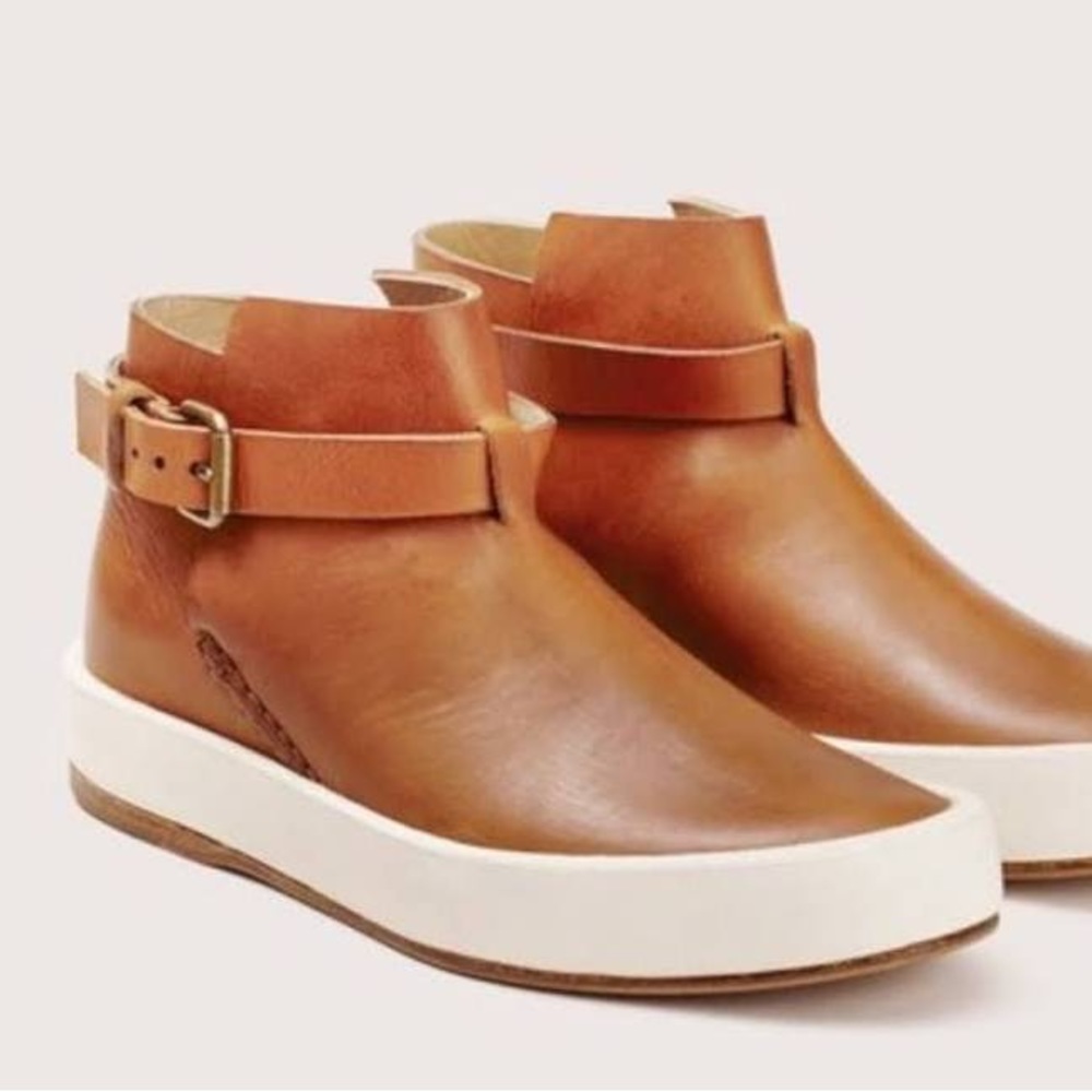 FEIT Jodhpur Leather Chelsea Buckle Boot 37